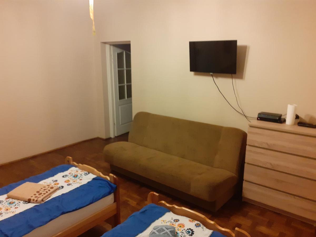 Kamienica Apartman Gniezno Kültér fotó
