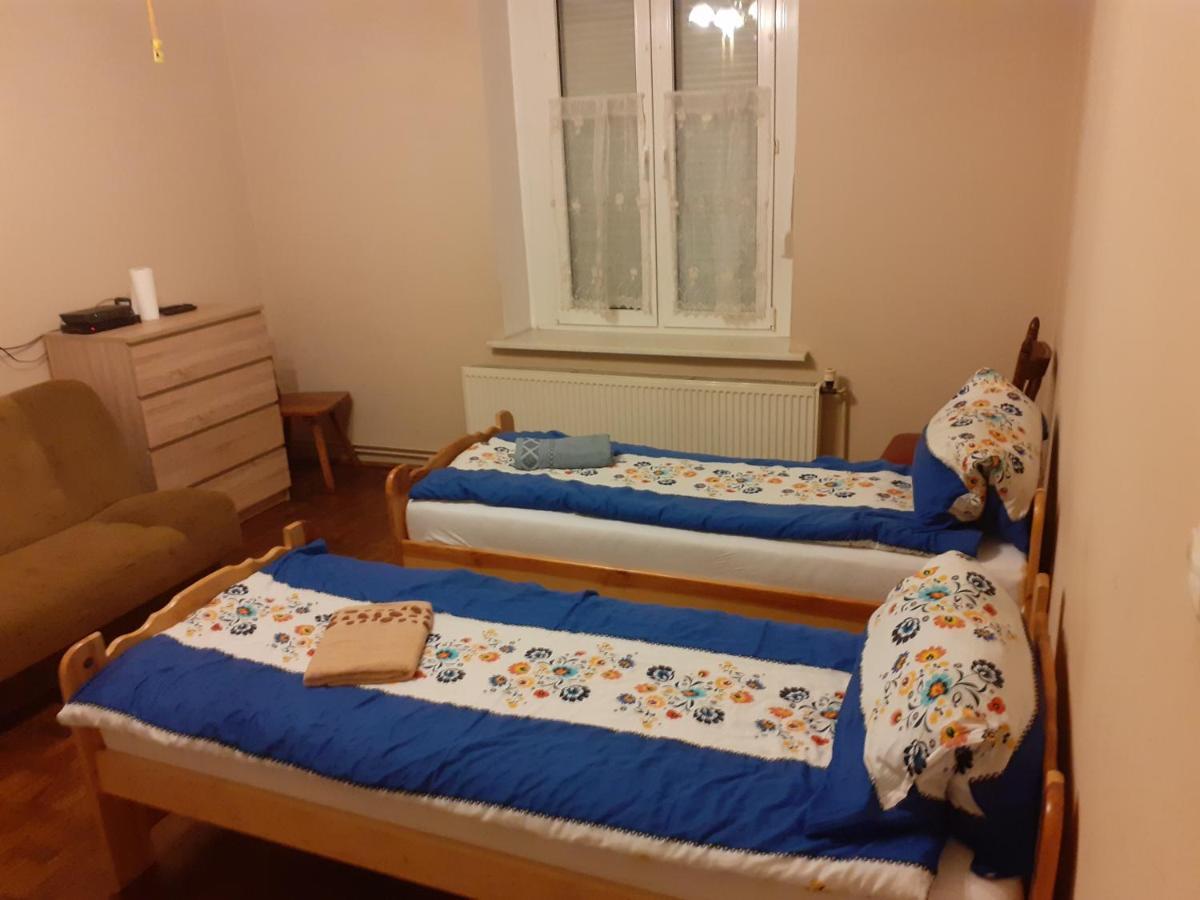 Kamienica Apartman Gniezno Kültér fotó